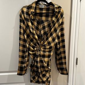 Lioness dress size medium